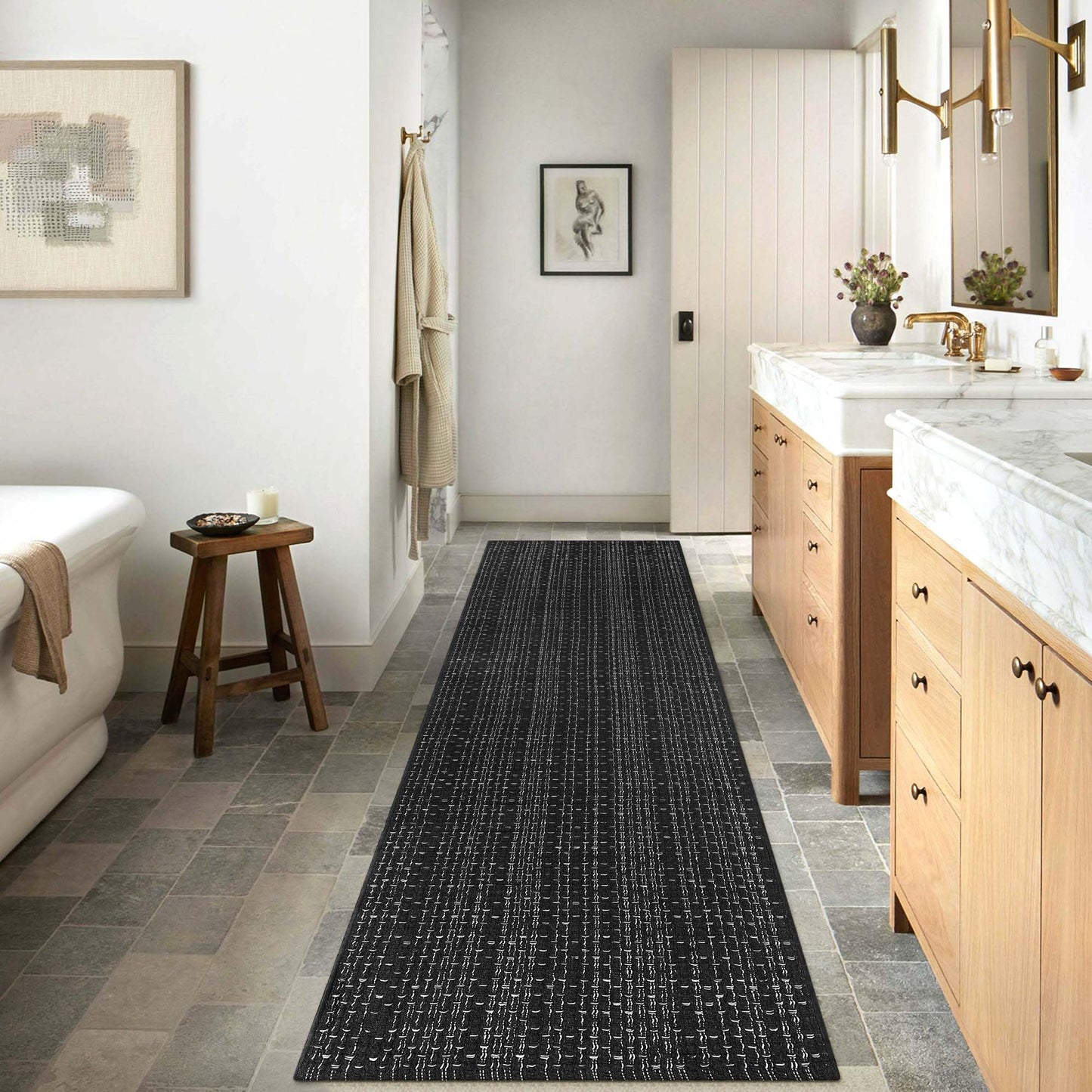 Nailttos Hallway Runner Rug 2'x 8', Woven Cotton Black Bathroom Rug, Reversible Woven Washable Rug Indoor Outdoor Rug Carpet for Kitchen Bathroom Laundry Room Home Decor