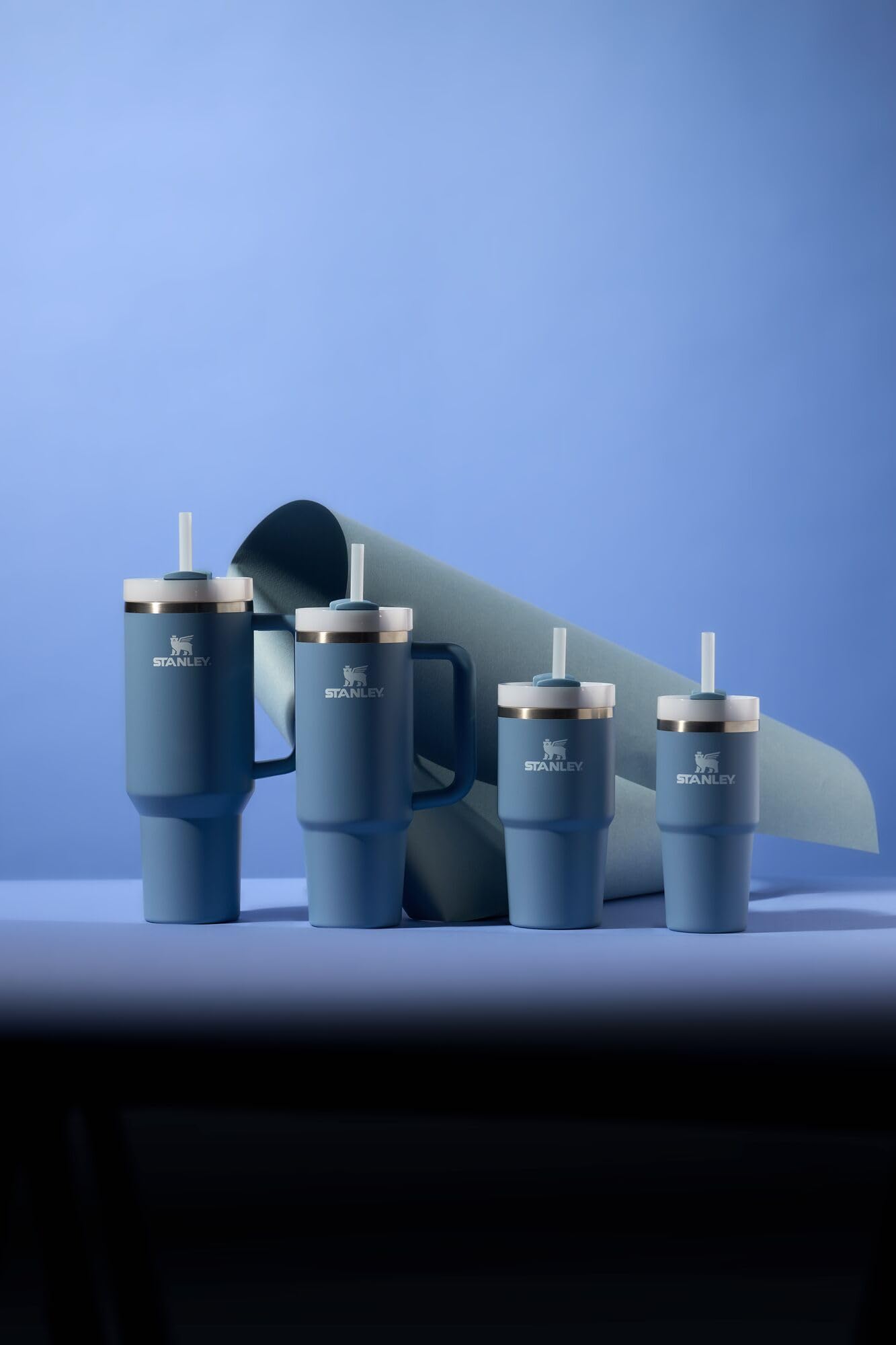 Stanley Quencher H2.O FlowState™ Tumbler 40 OZ Indigo