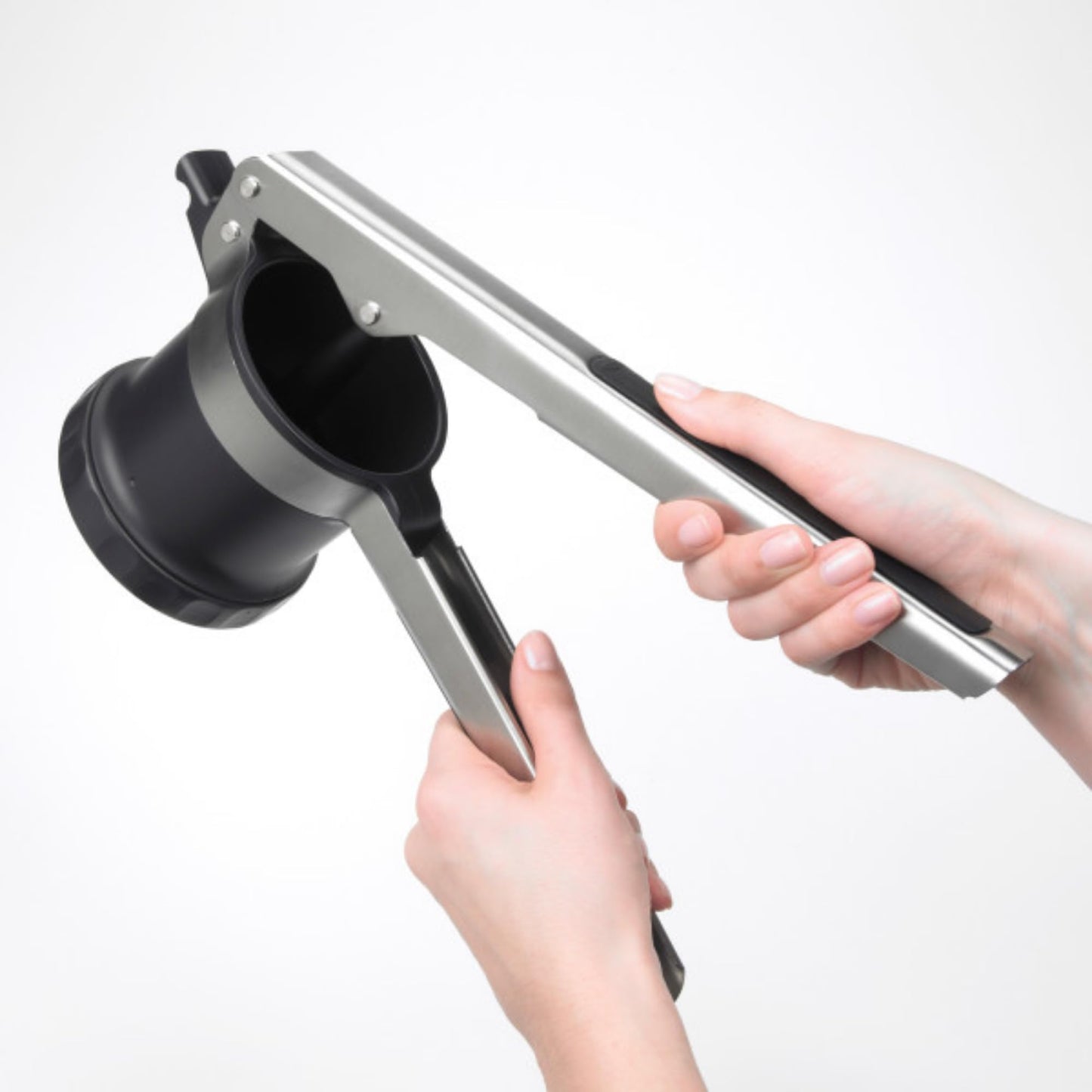 Oxo 1129780BK Adjustable Potato Ricer, 11.75-Inch, Black