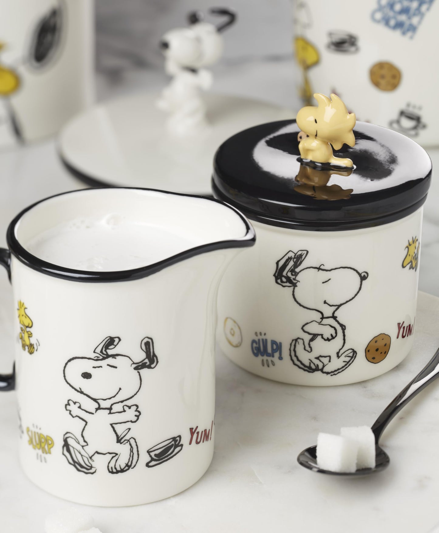Lenox Home And Kitchen, Chef Snoopy Sugar & Creamer, 2-Piece Set, Porcelain Material, Sugar And Creamer Set, Dishwasher Safe, Chef Snoopy Design, Kitchen Tabletop Decor & Accessories (White, 2 Pieces)