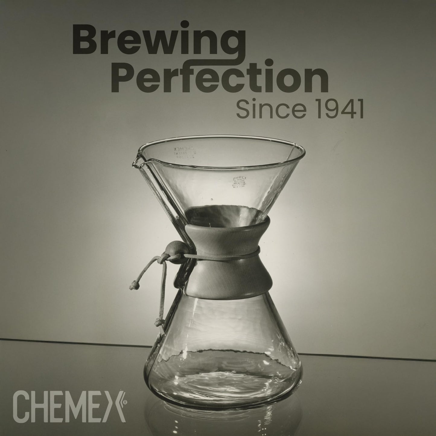 Chemex Pour-Over Glass Coffeemaker - Glass Handle Series - 8-Cup - Exclusive Packaging