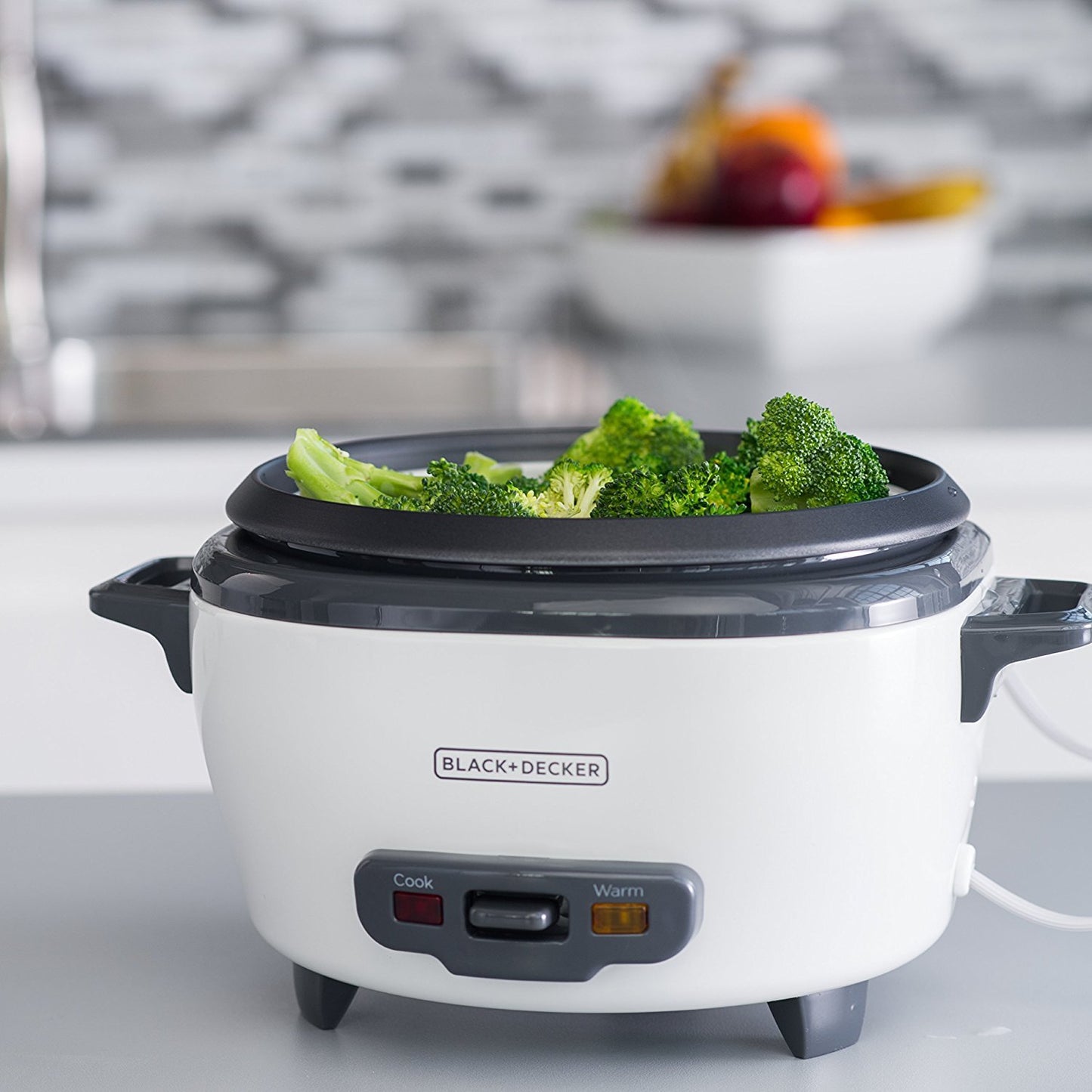 BLACK+DECKER 2-in-1 Rice Cooker & Steamer – 6-Cup, Auto Keep Warm, Nonstick Bowl & Basket for Effortless Cooking