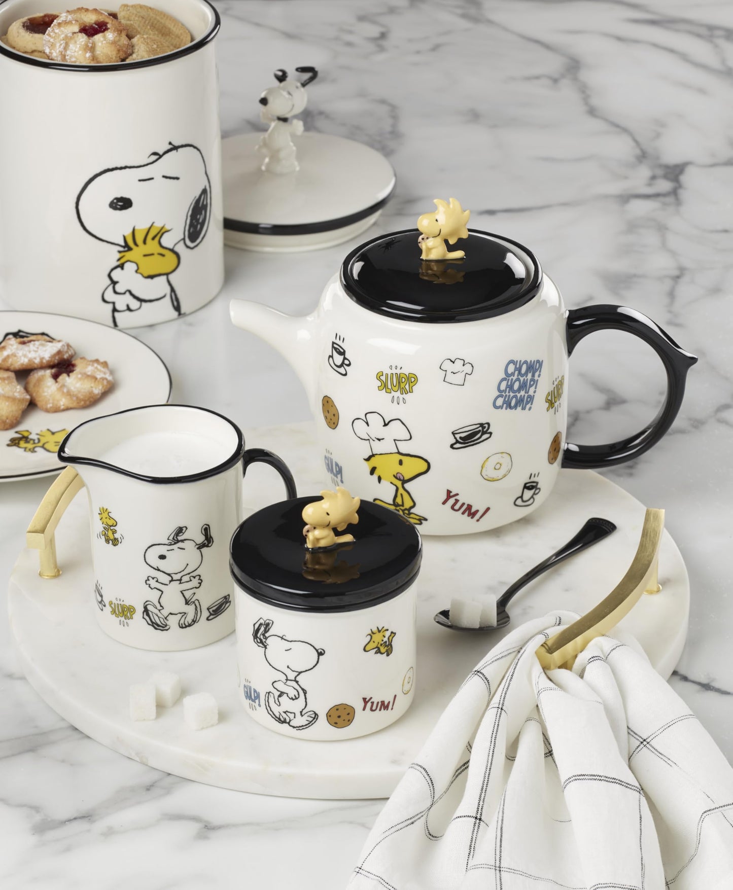 Lenox Home And Kitchen, Chef Snoopy Sugar & Creamer, 2-Piece Set, Porcelain Material, Sugar And Creamer Set, Dishwasher Safe, Chef Snoopy Design, Kitchen Tabletop Decor & Accessories (White, 2 Pieces)