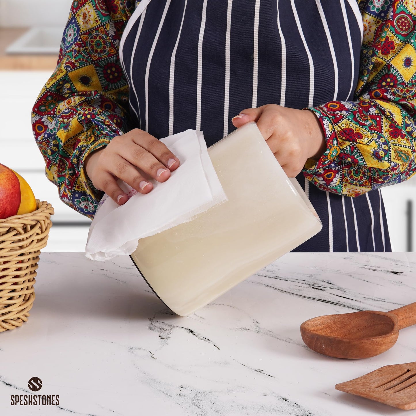 SPESHSTONES Marble Utensil Holder 6.5 Inch Cream Onyx Wooden Cooking Utensils Set & Spatula Organizer for Kitchen Counter, Stone Utensil Crock & Caddy for Spoon Holder & Farmhouse Decor