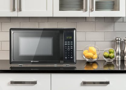 Emerson MW7302B Compact Countertop Microwave Oven with Touch Control, LED Display, 700W, 10 Power Levels, 6 Auto Menus, Glass Turntable and Child Safe Lock, 0.7 Cu., Ft. Black
